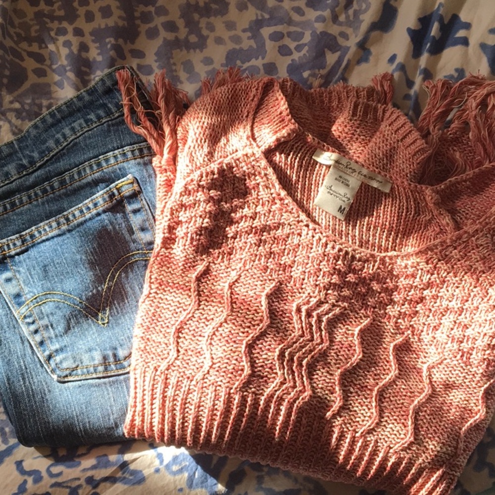 American Rag sweater - Picture 2 of 3